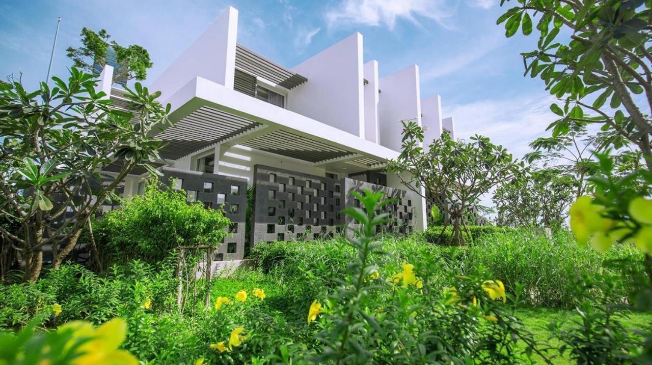 Villas At Oceanami Resort Long Hai Exteriör bild