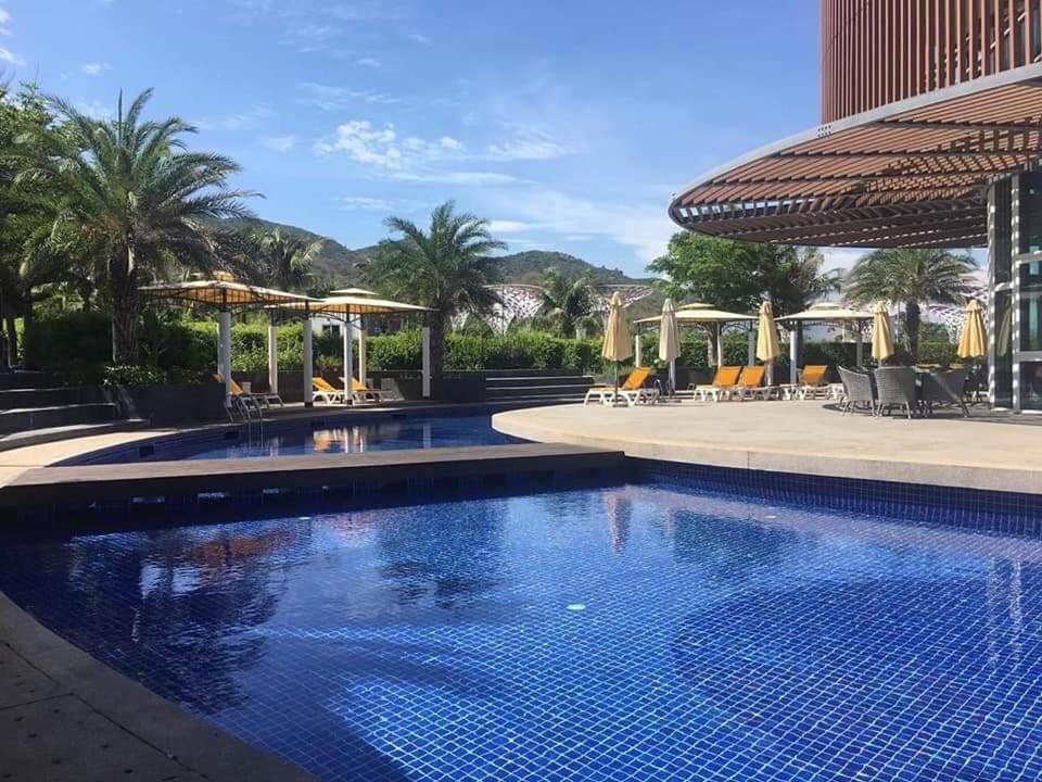 Villas At Oceanami Resort Long Hai Exteriör bild